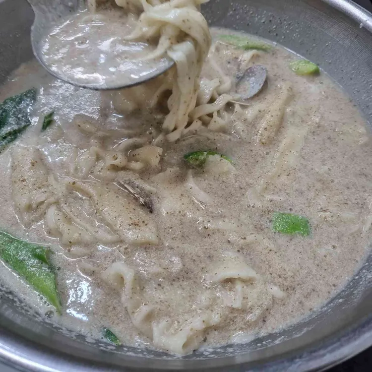 연수칼국수 사진