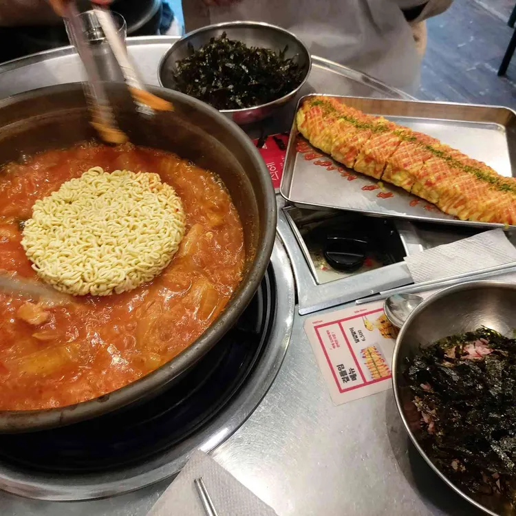 백채김치찌개 사진