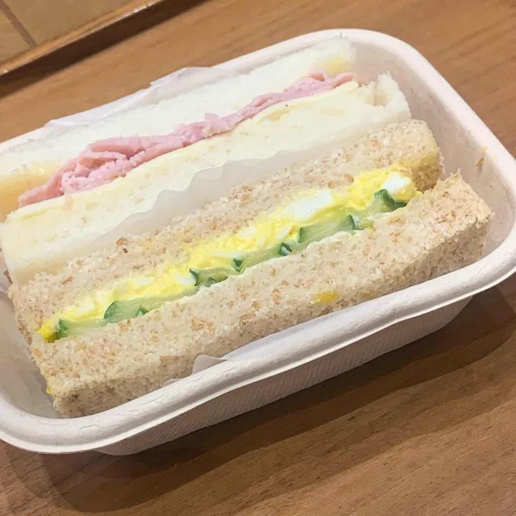 커피앳웍스 사진