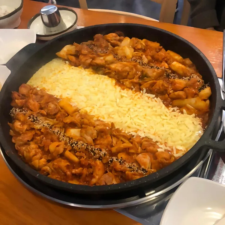 장인닭갈비 사진