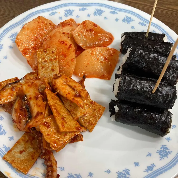 동진충무김밥 사진