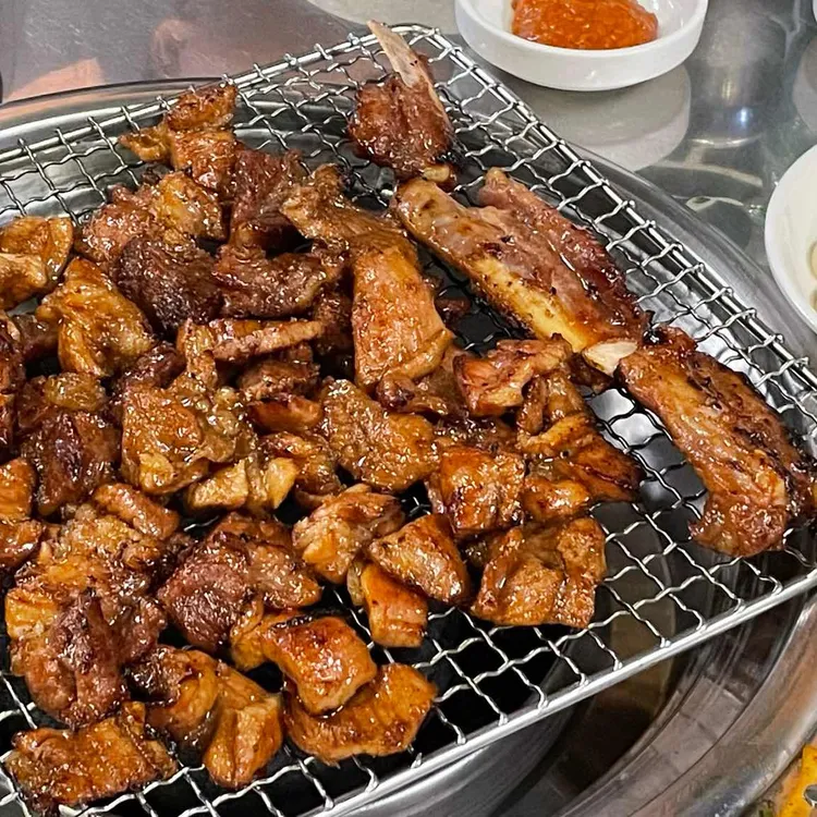 연탄구이 드럼통 사진