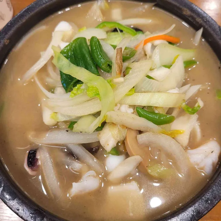 뚝배기짬뽕 사진