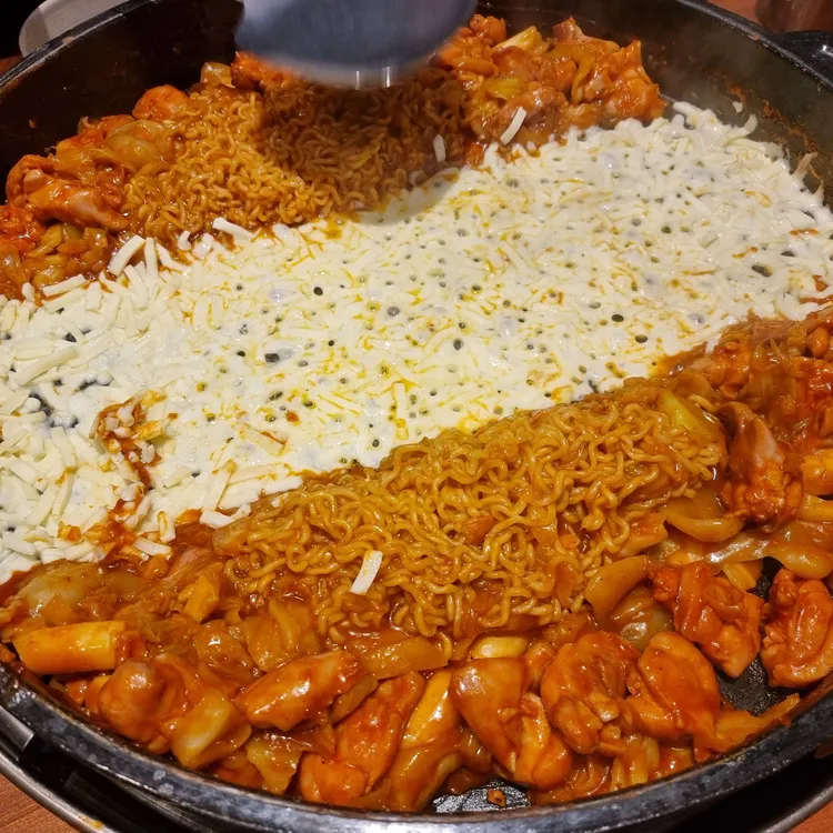 고수닭갈비 사진