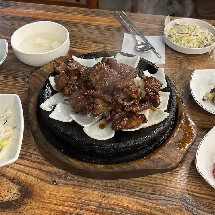 띠울석갈비 사진