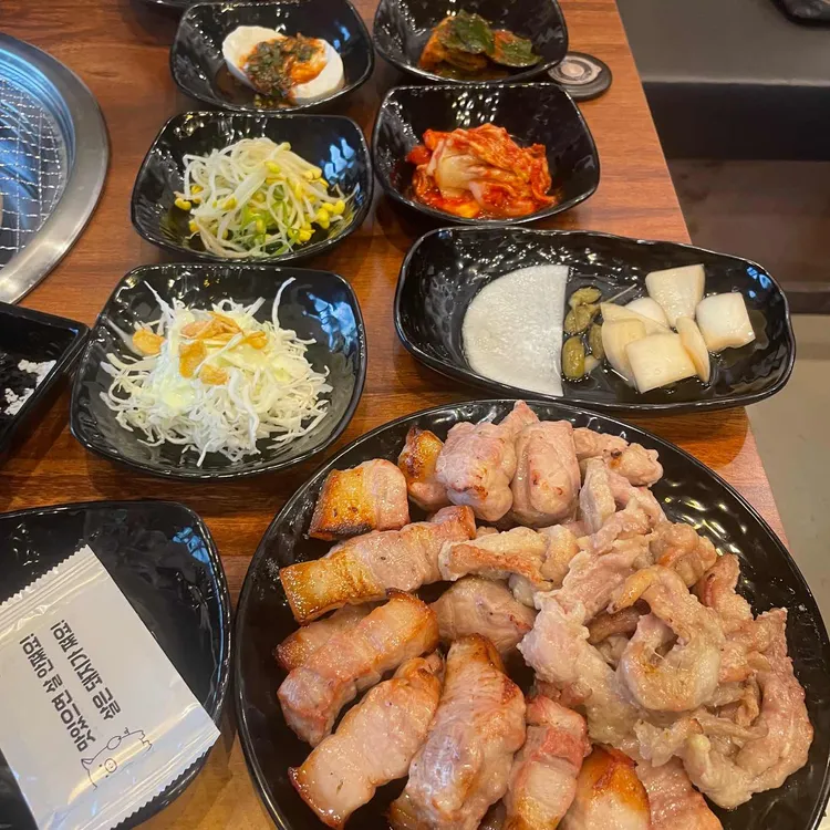 꽃돼지숯가마 사진