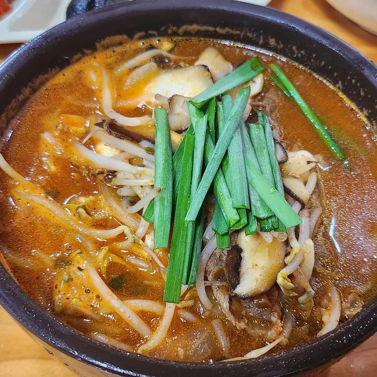 홍굴이해물짬뽕 사진
