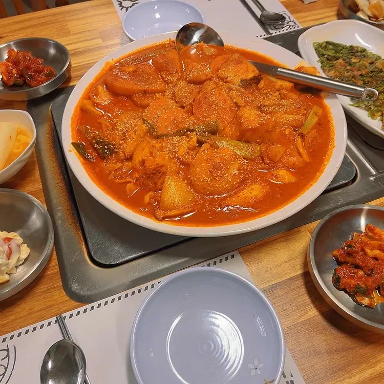 산아래 사진