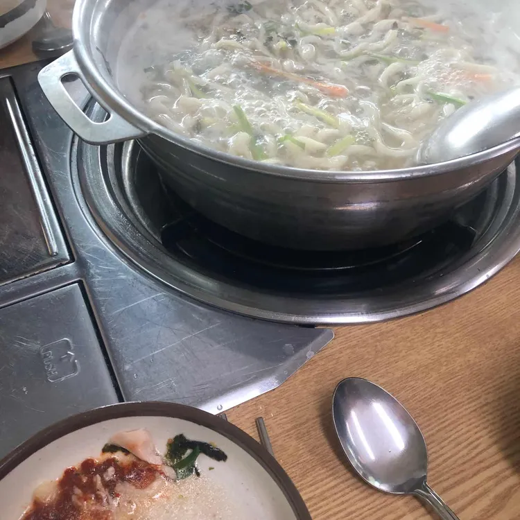 세종닭칼국수 사진