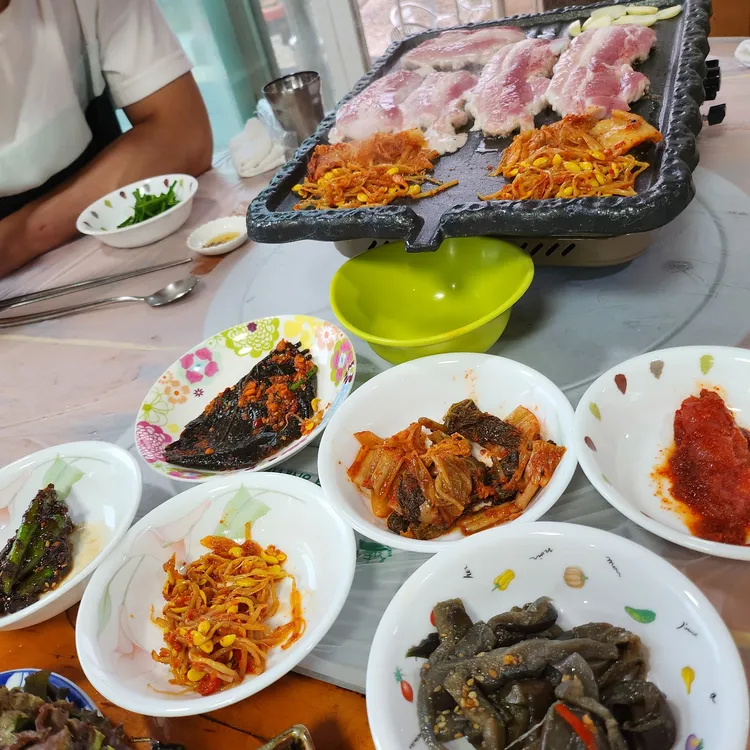 초구똥돼지 사진
