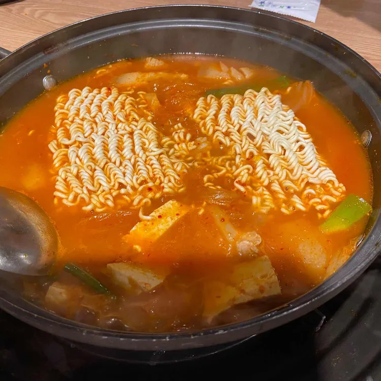 명품김치찌개 사진