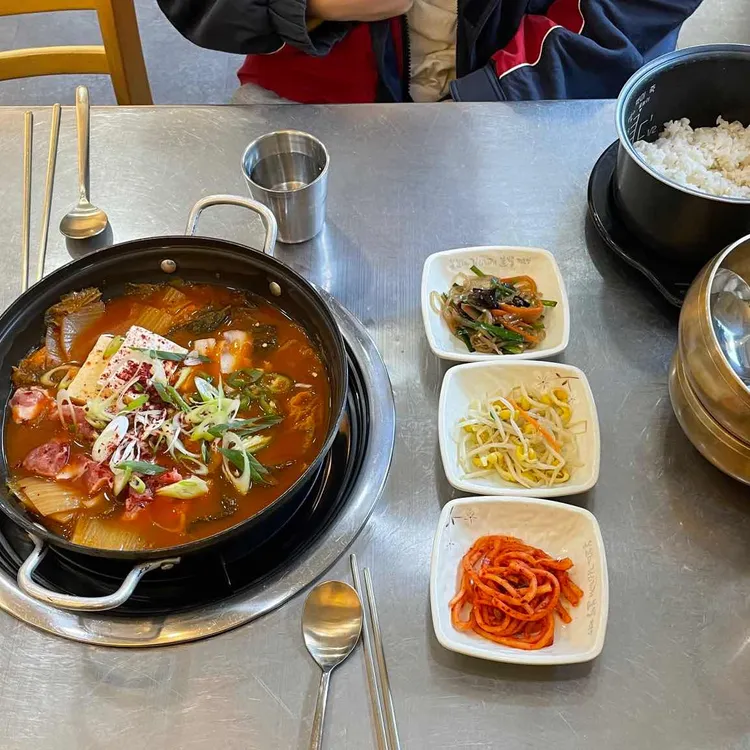 봉할매 김치찌개불백전문점 사진