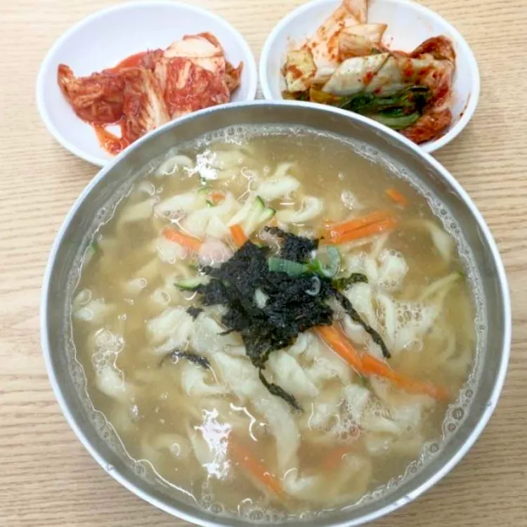 착한칼국수 사진