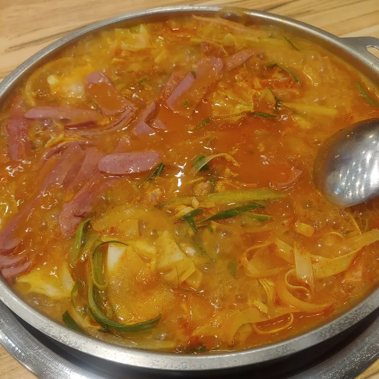 이태리부대찌개 사진