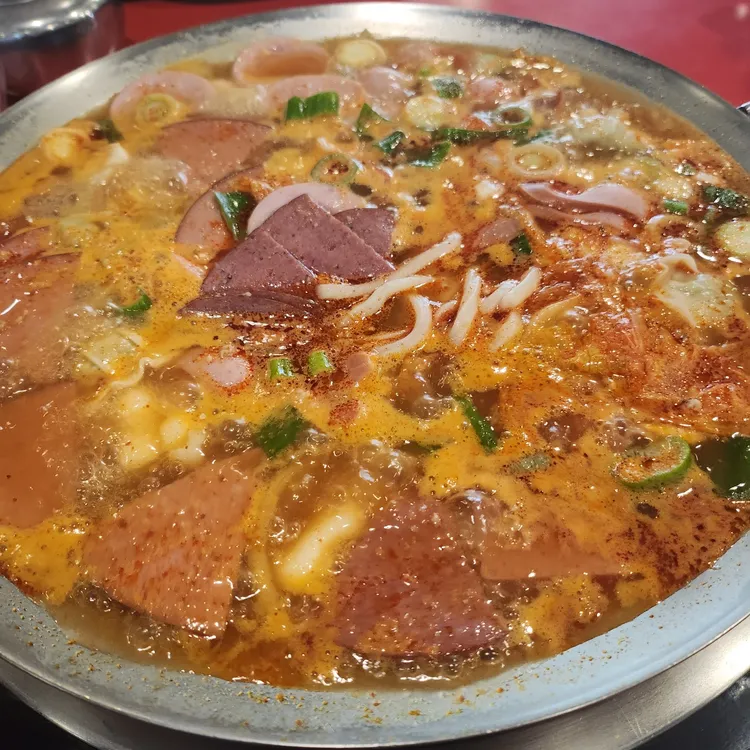 놀부족발보쌈 놀부부대찌개 사진