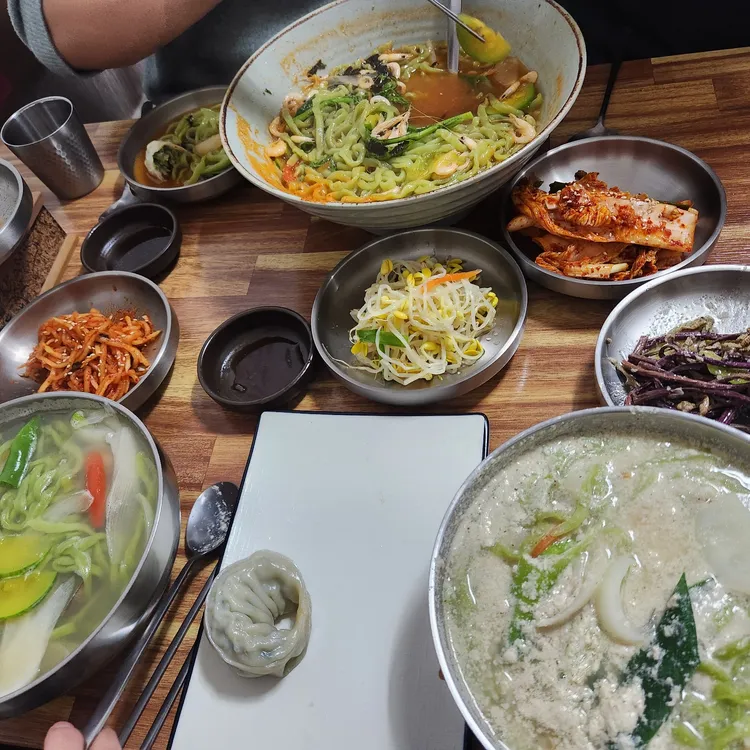 칭구바지락칼국수 사진