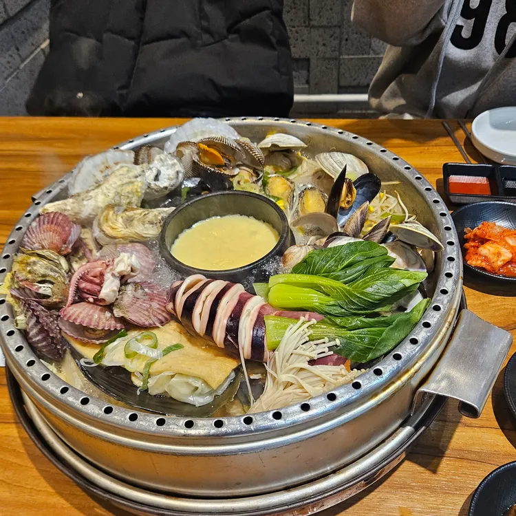 명품조개전골 사진