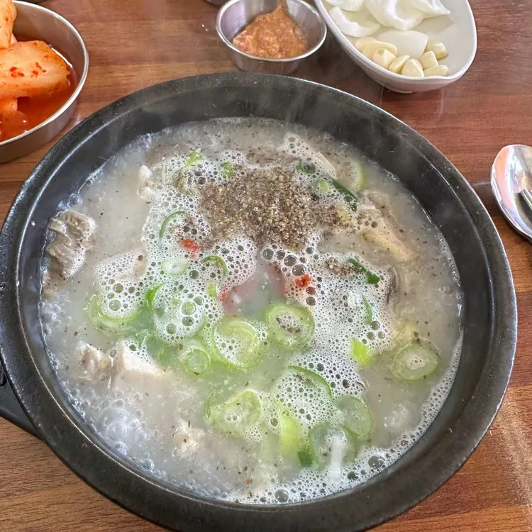 큰집 가마솥 순대국 사진