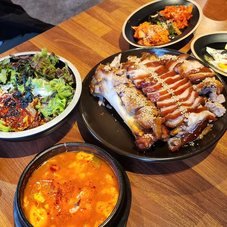 더맛있는족발보쌈 사진