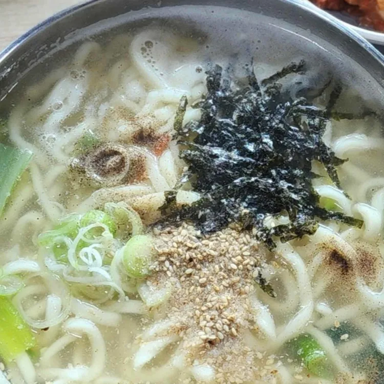 백일칼국수 사진