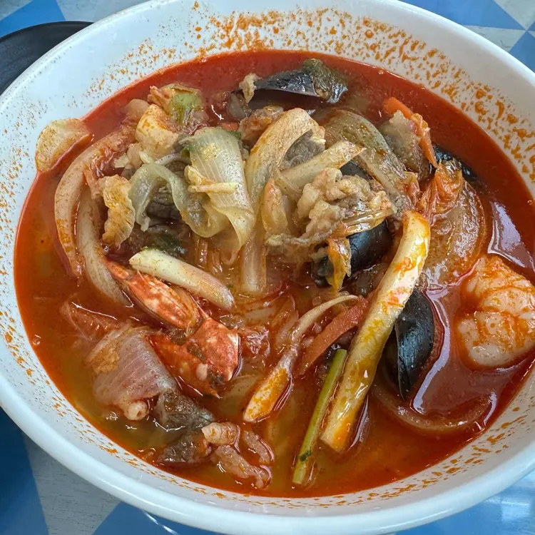 동보성 사진