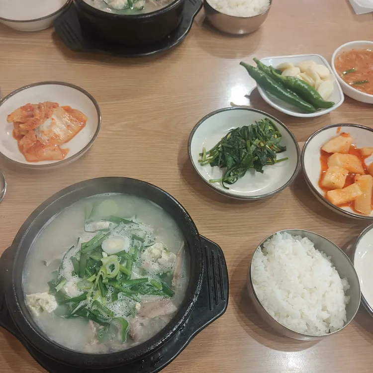 기차순댓국 사진