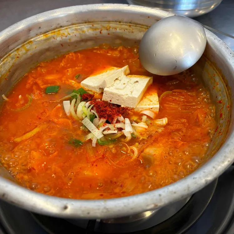 전통김치찌개전문점 사진