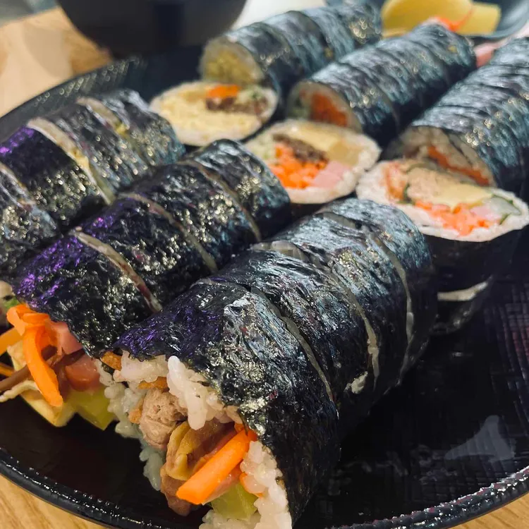 청담동마녀김밥 사진