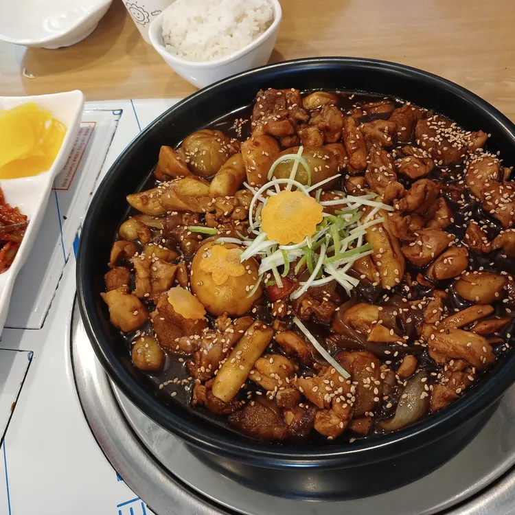 행복한찜닭 사진