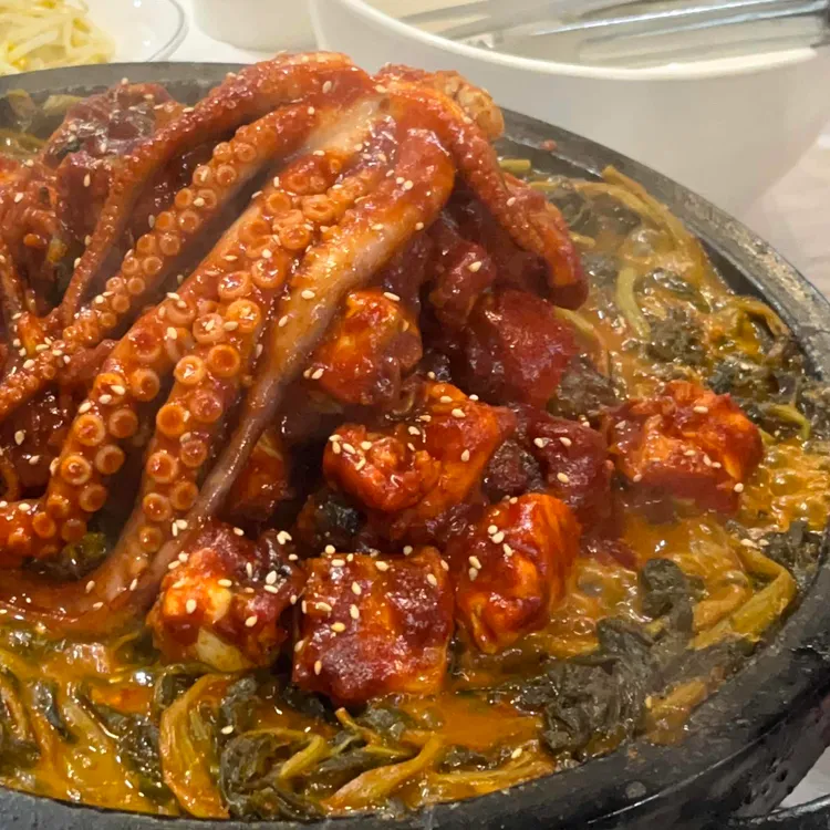 황산벌 돌판 아구찜 사진