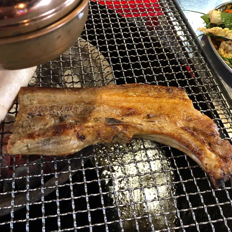 녹슨드럼통 사진