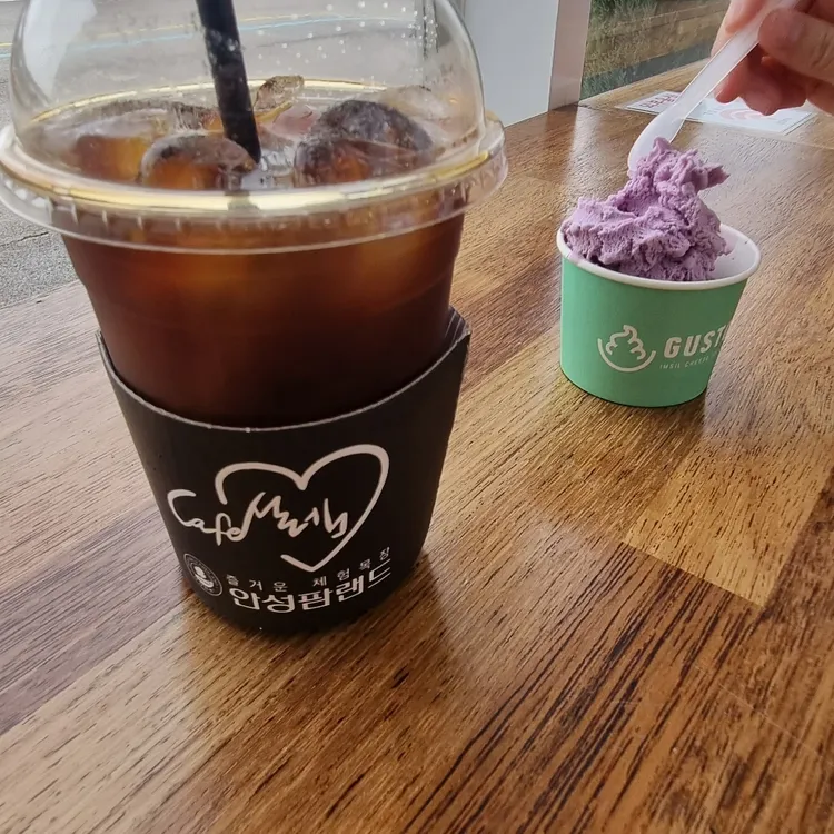 카페 설렘 사진
