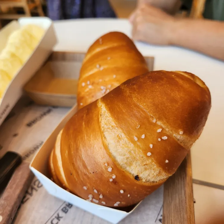 반다이크 브라운 사진