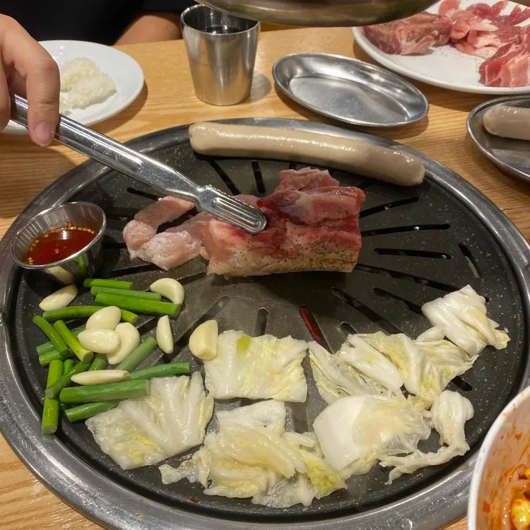 맛있는 고기에 솜씨를 더하다 사진