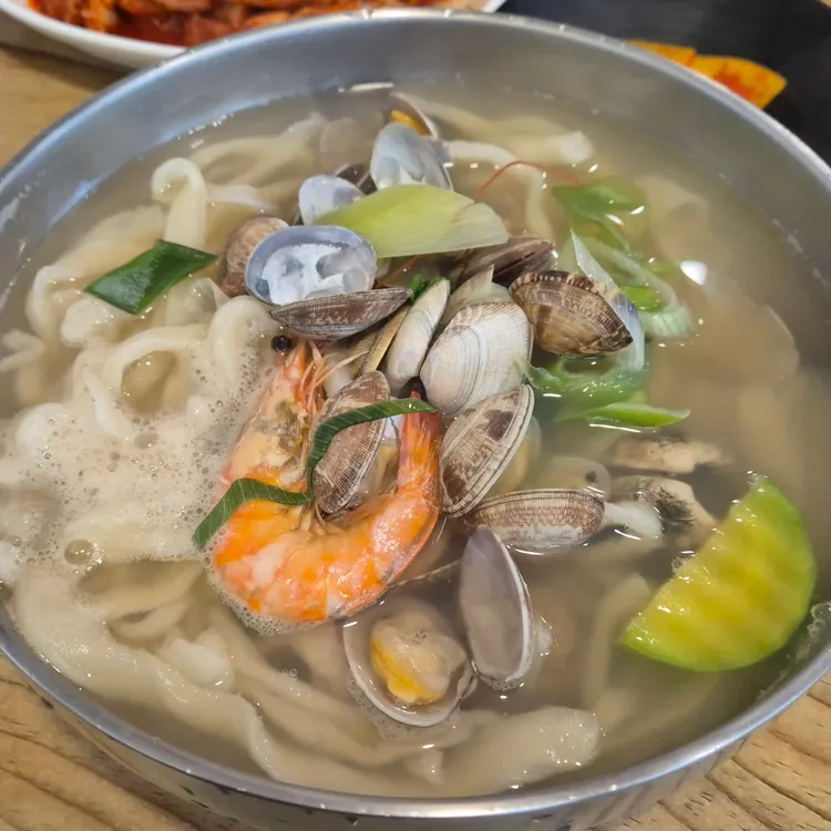 홍두깨수타칼국수 사진