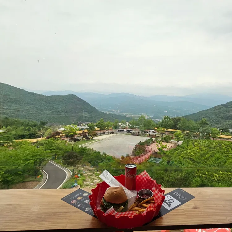 풍차카페수제버거 사진