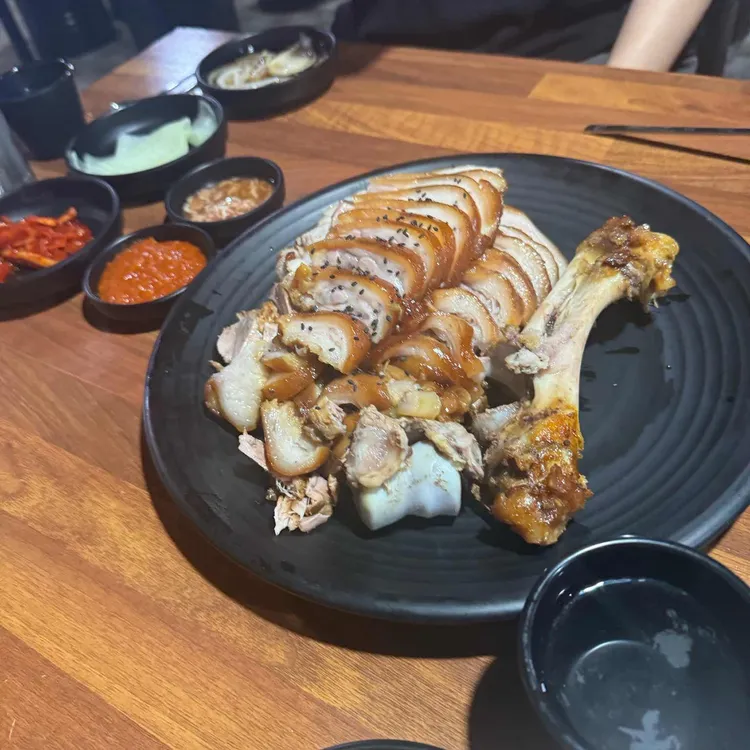 가장맛있는족발족과의동침 사진