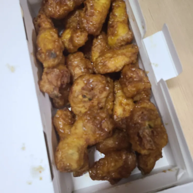 교촌치킨 사진