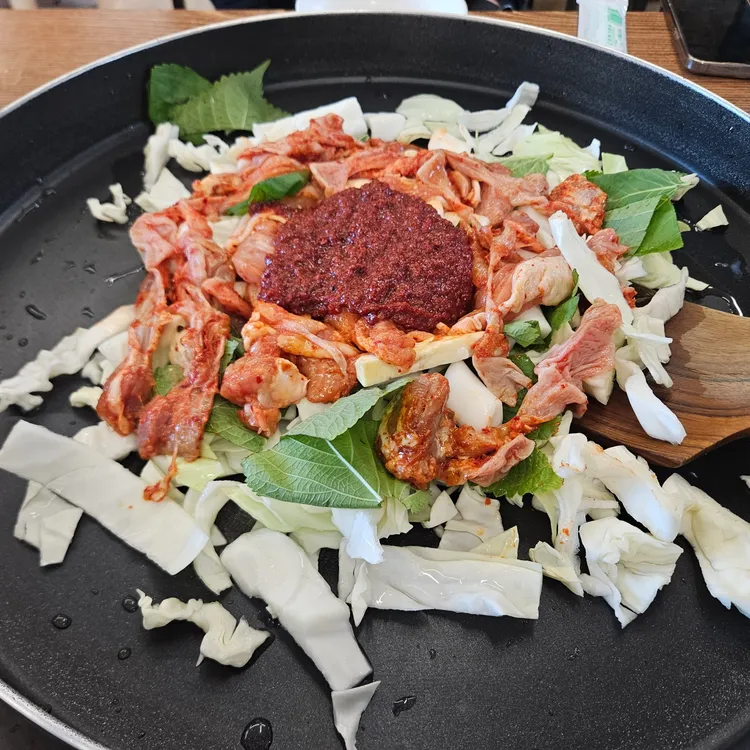 청운닭갈비막국수 사진