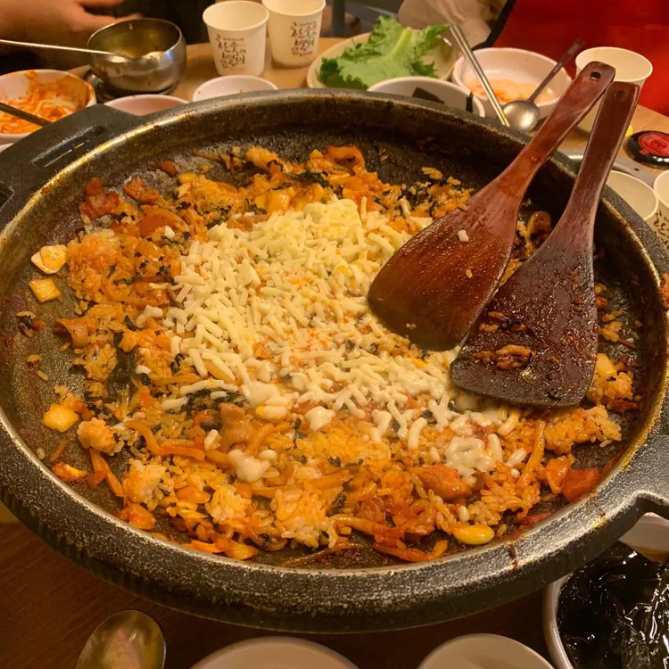 춘천무쇠닭갈비 사진