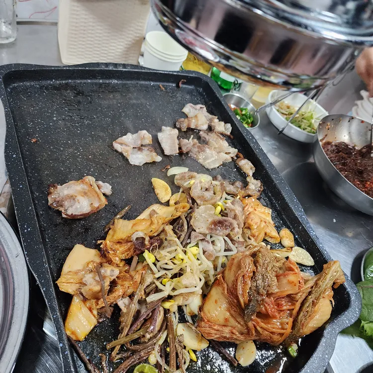 돈 벌집삼겹살 사진