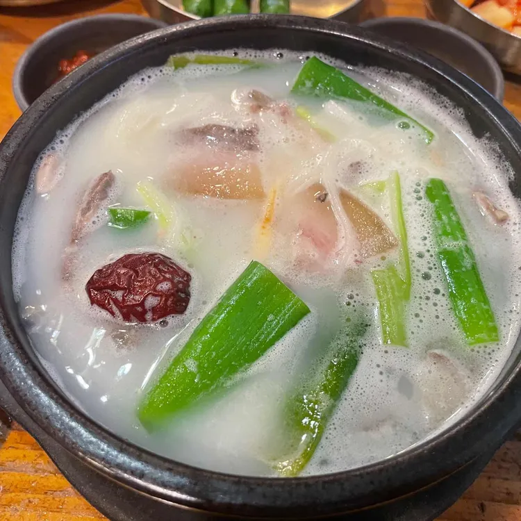 큰맛설렁탕 냉면 사진