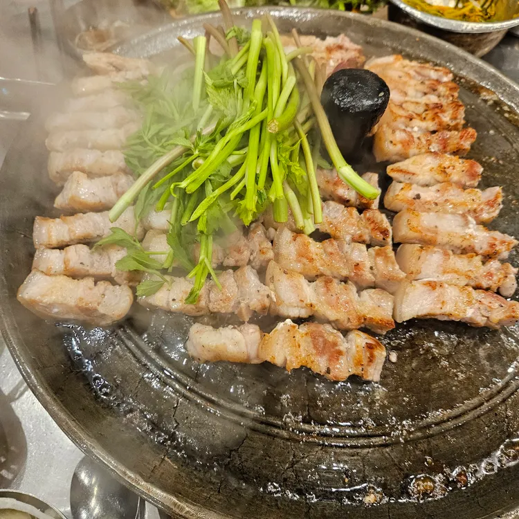 목구멍 사진