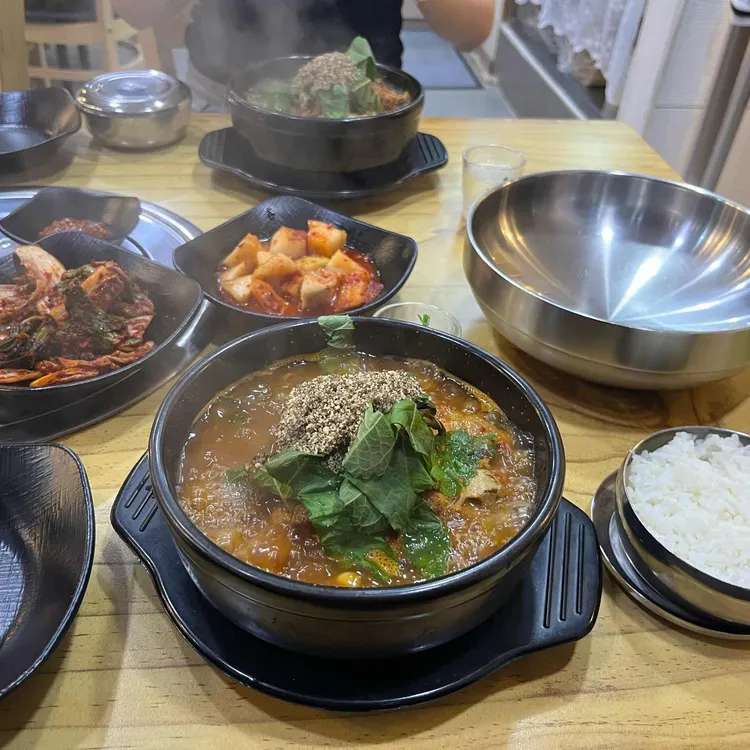 백세순대국 사진