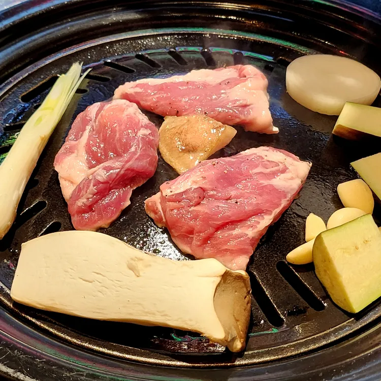 더블랙 사진