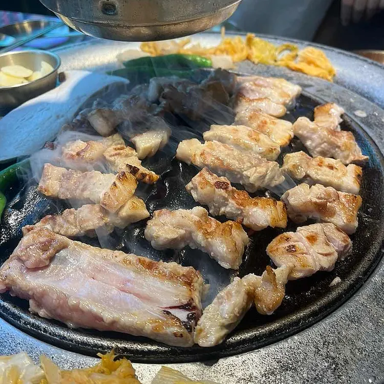 퀸돈 사진