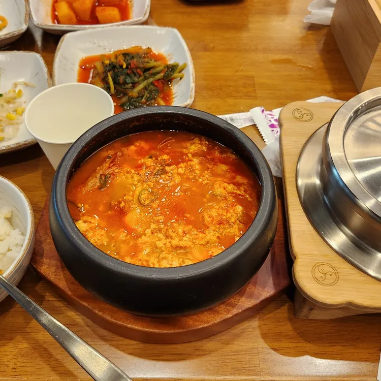 기와옥 순두부 사진