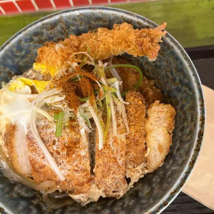 톨 사진