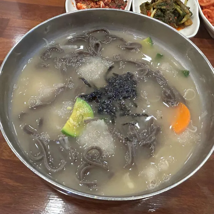 옹심이메밀칼국수 사진