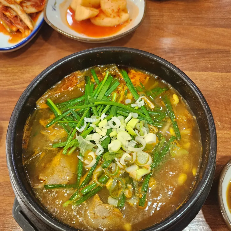 연이네 해장국 사골곰탕 사진